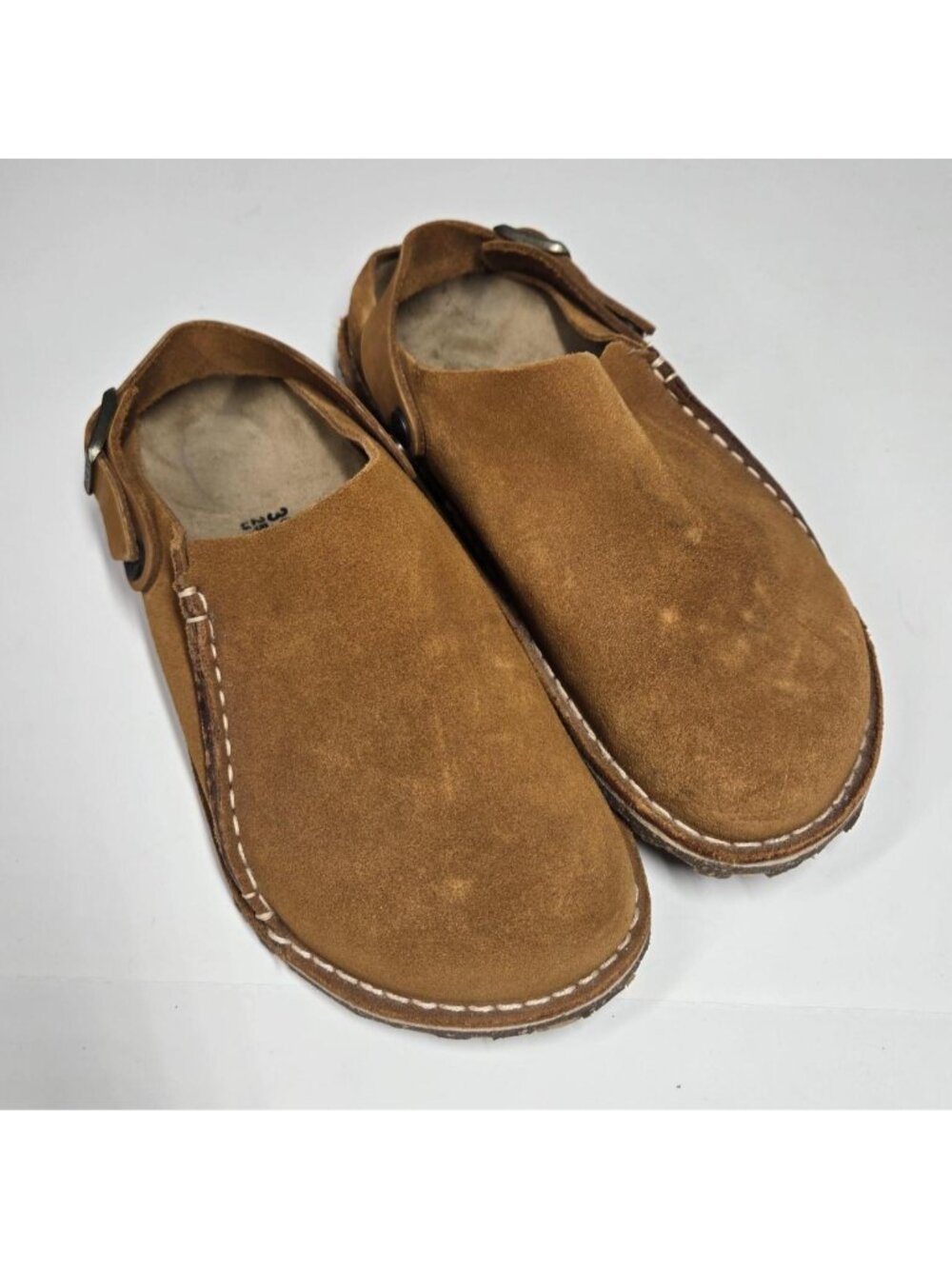Birkenstock Lutry  Clogs in mink brown suede. with backstrap. size 39 narrow.